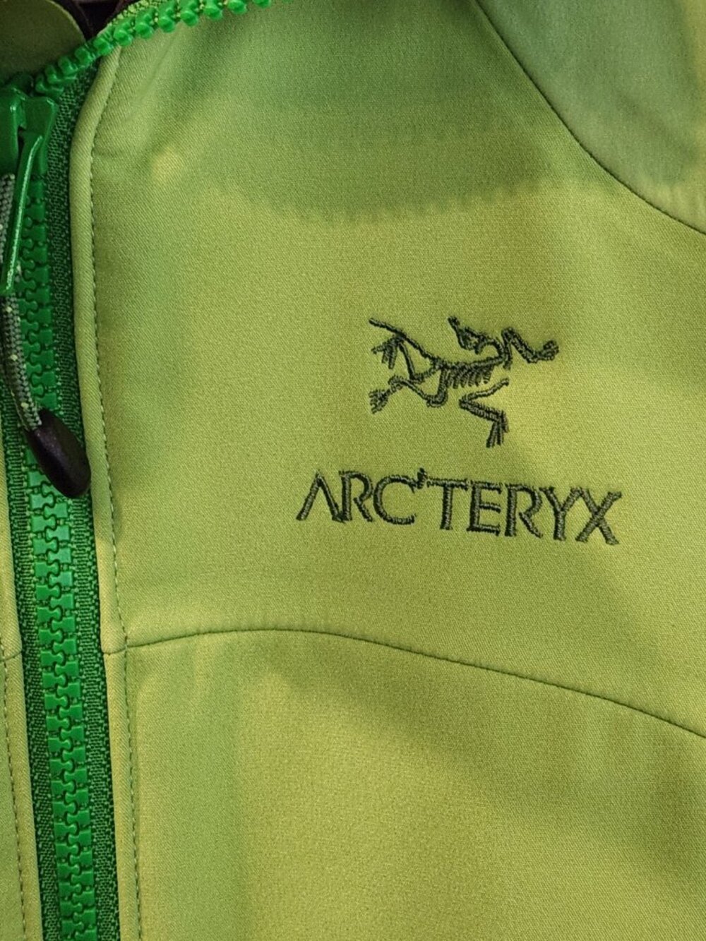 Arc'teryx Windstopper Jacket Womens Medium Green Gore Tex Softshell Windbreaker - Picture 2 of 7